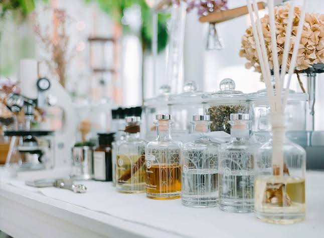 Perfumery photography by Phoenix Production Studio